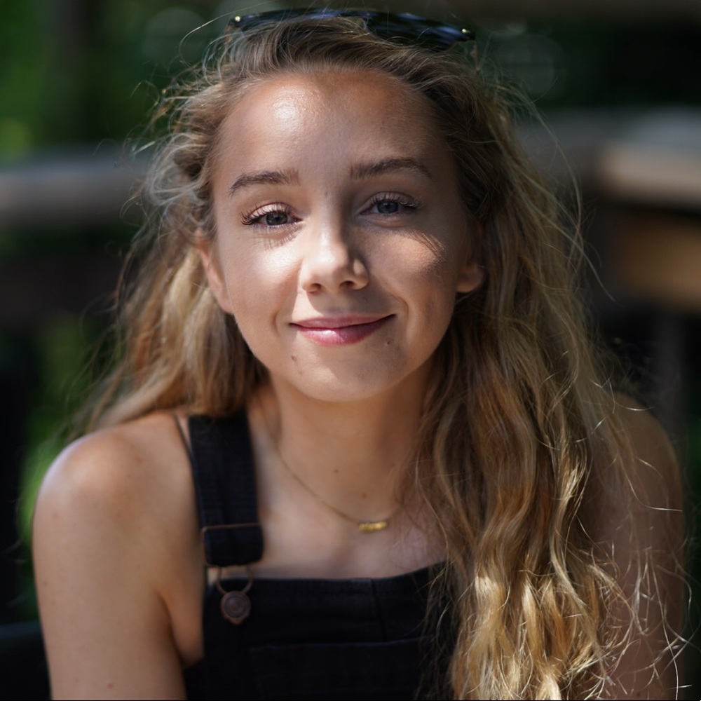 Meet your Posher, Joanna